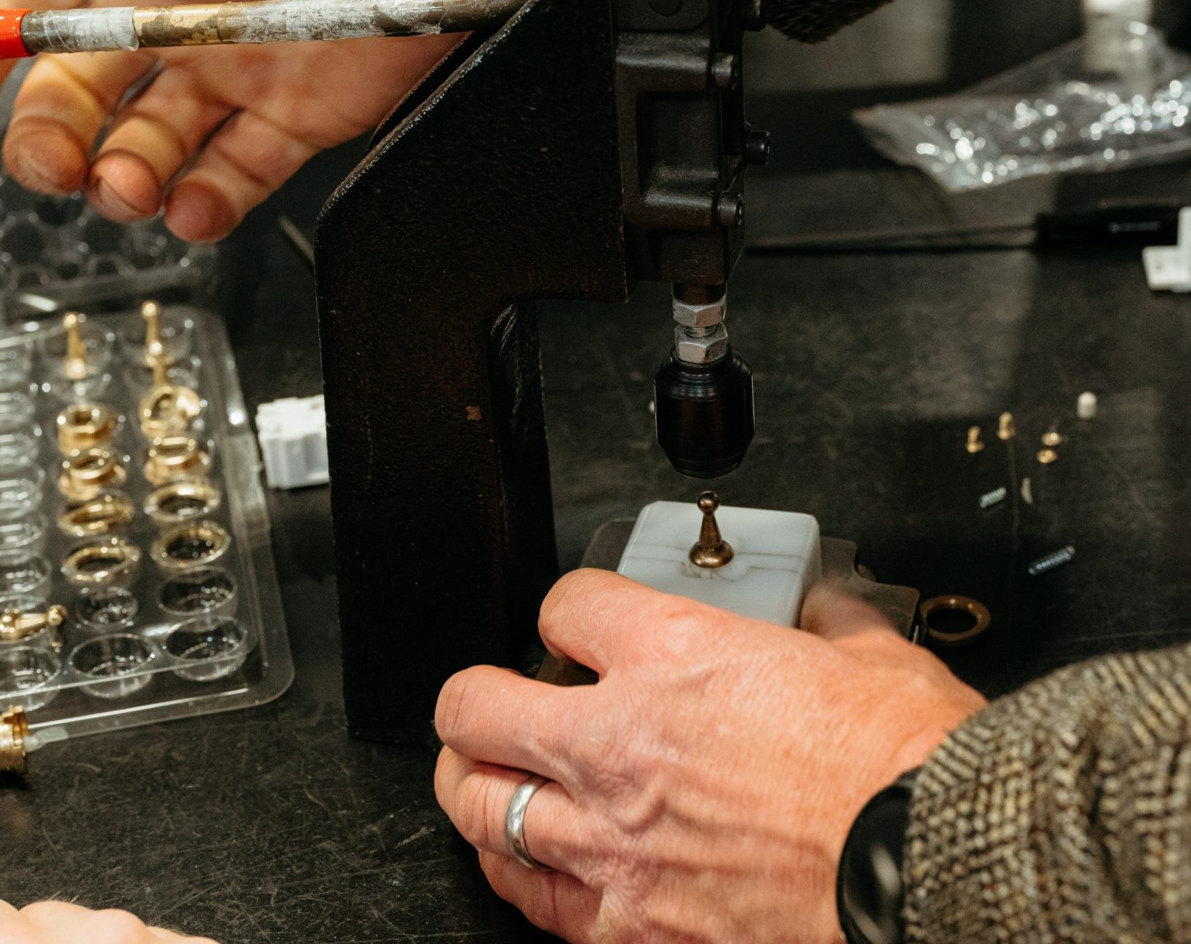 8b85fbc18aa3021f3a8d2784583ecbdeb352a9e8